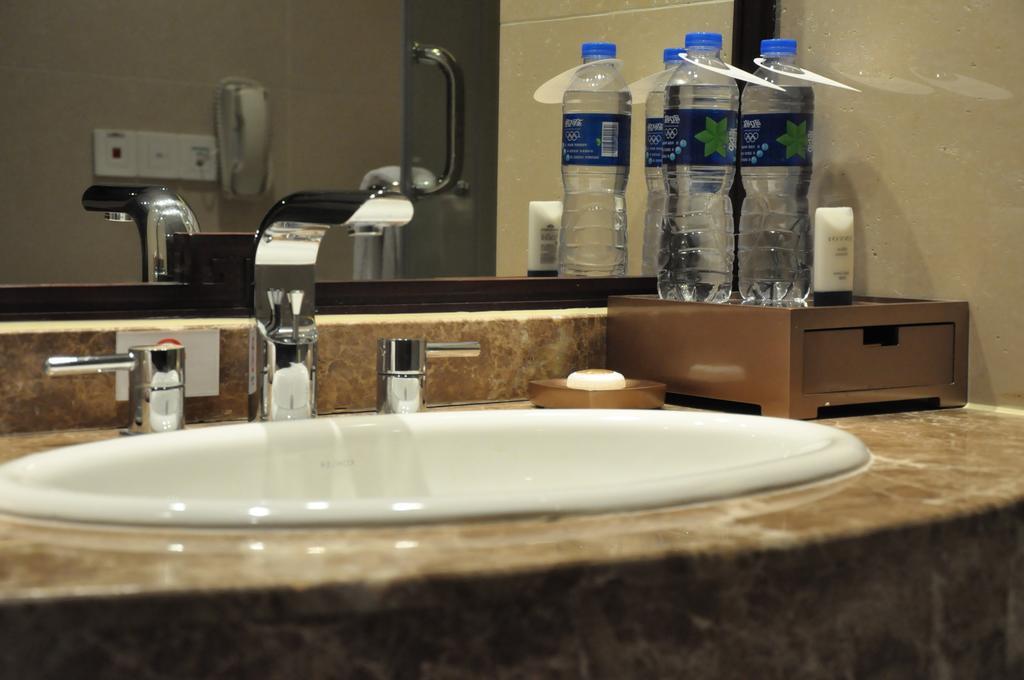 Vienna International Hotel Suzhou University Town Exterior foto